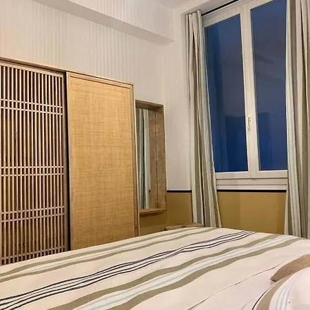 Apartment Le Phoceen : T4 Balcon Vue Vieux-port Marseille