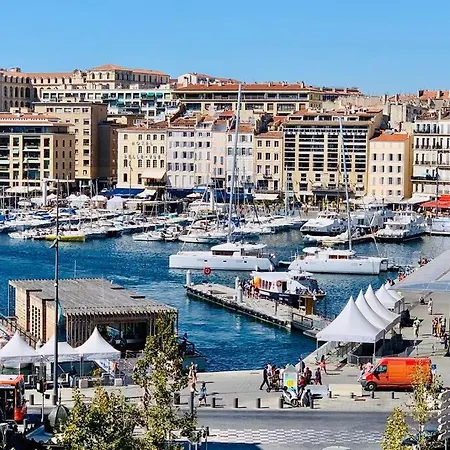 Le Phoceen : T4 Balcon Vue Vieux-port